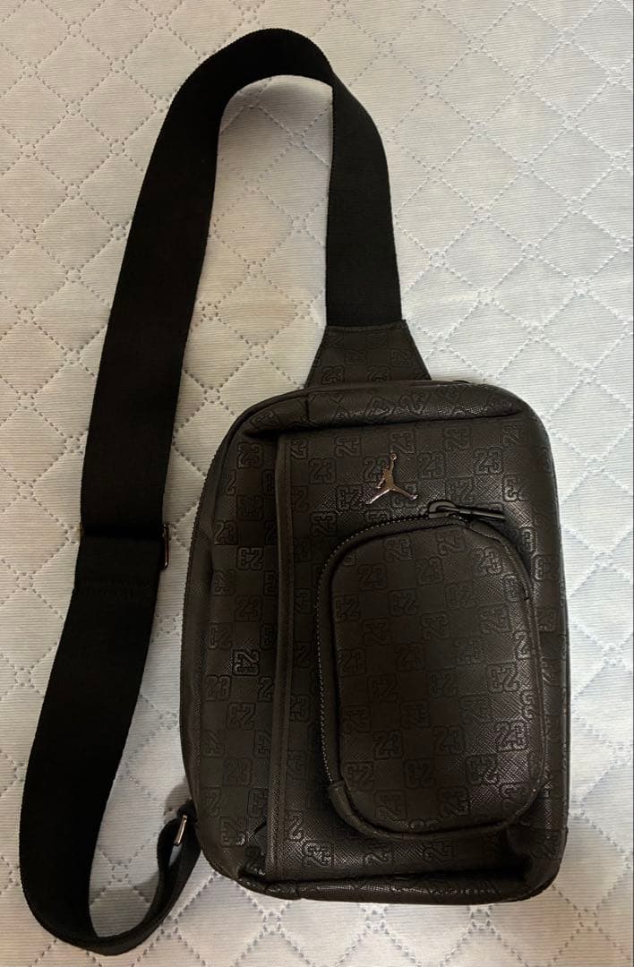 【完売品】ジョーダン クロスボディバッグ モノグラム
