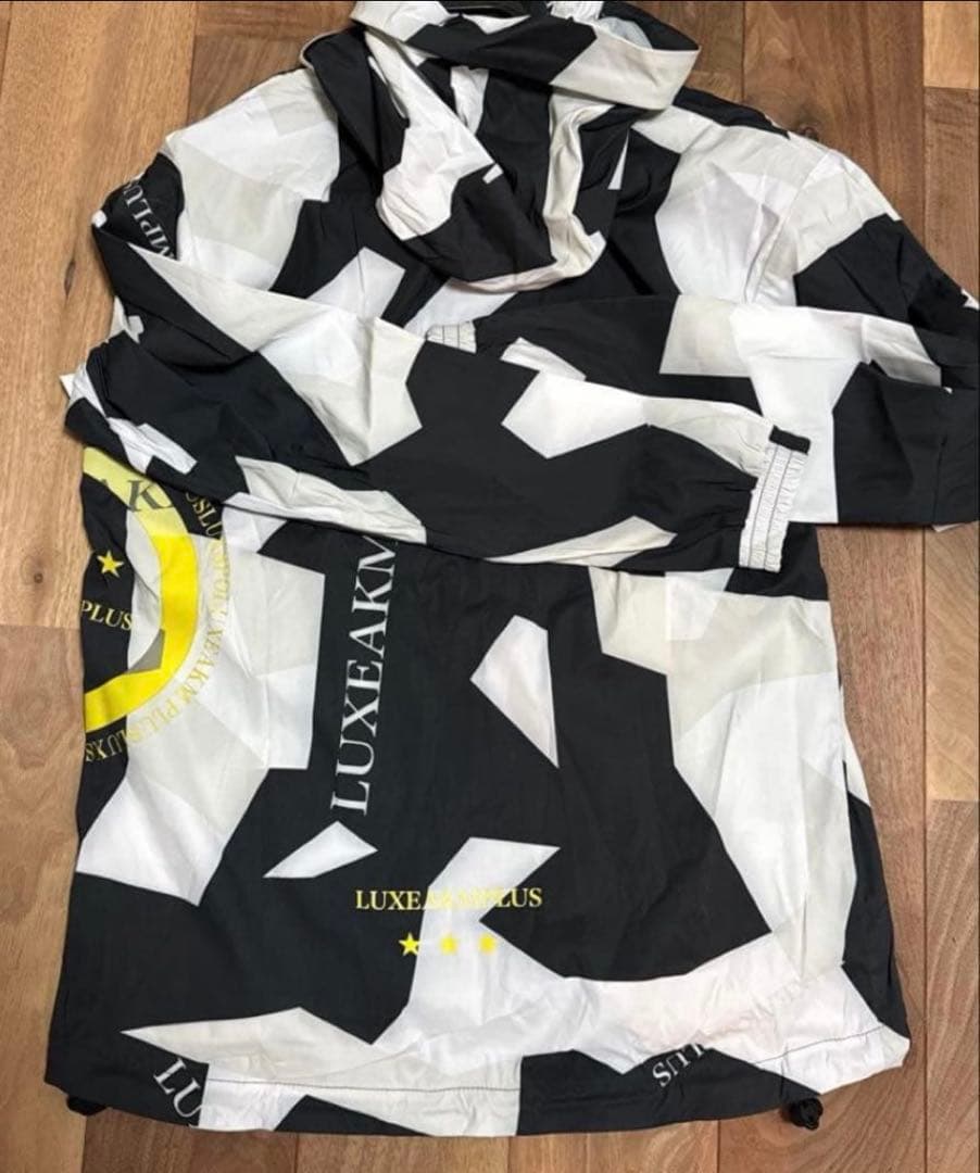 LUXE AKM PLUS！セットアップ！ゴルフ.Mサイズ！