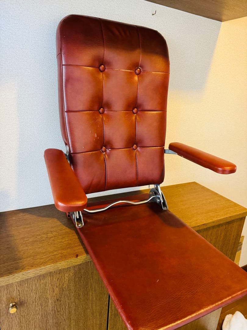 光製作所 本革張り 高級座椅子 アームレスト 折りたたみ 旅館椅子 1人掛け