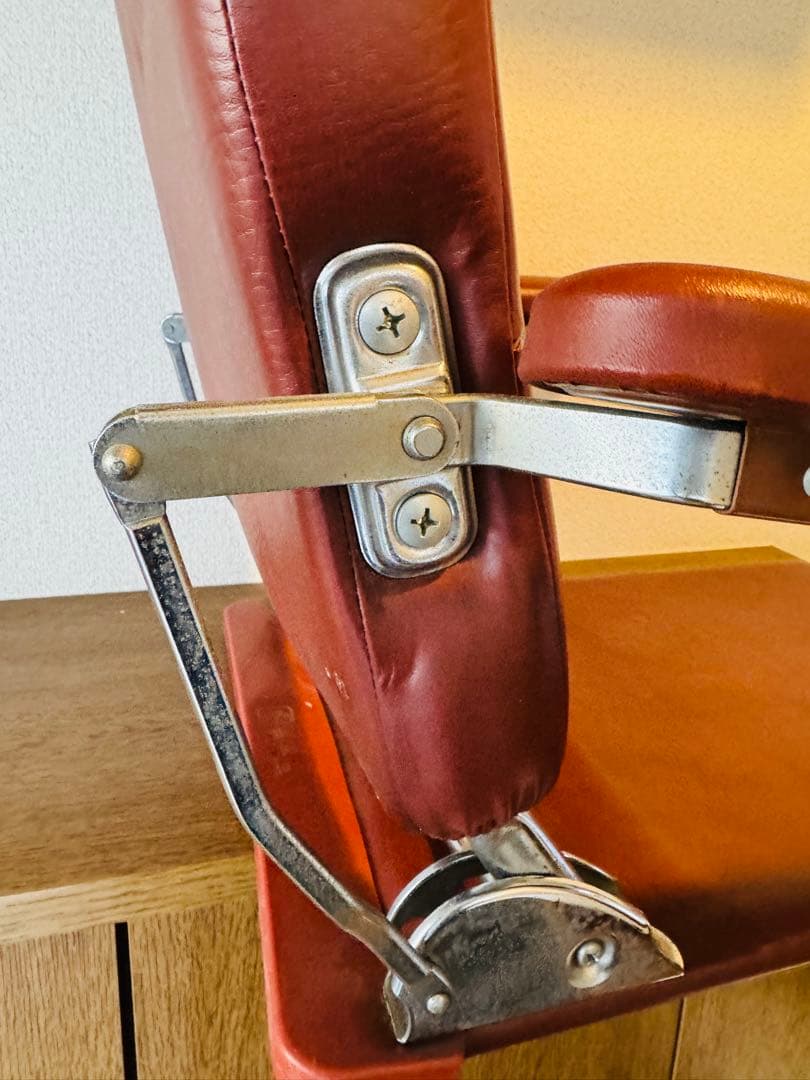 光製作所 本革張り 高級座椅子 アームレスト 折りたたみ 旅館椅子 1人掛け