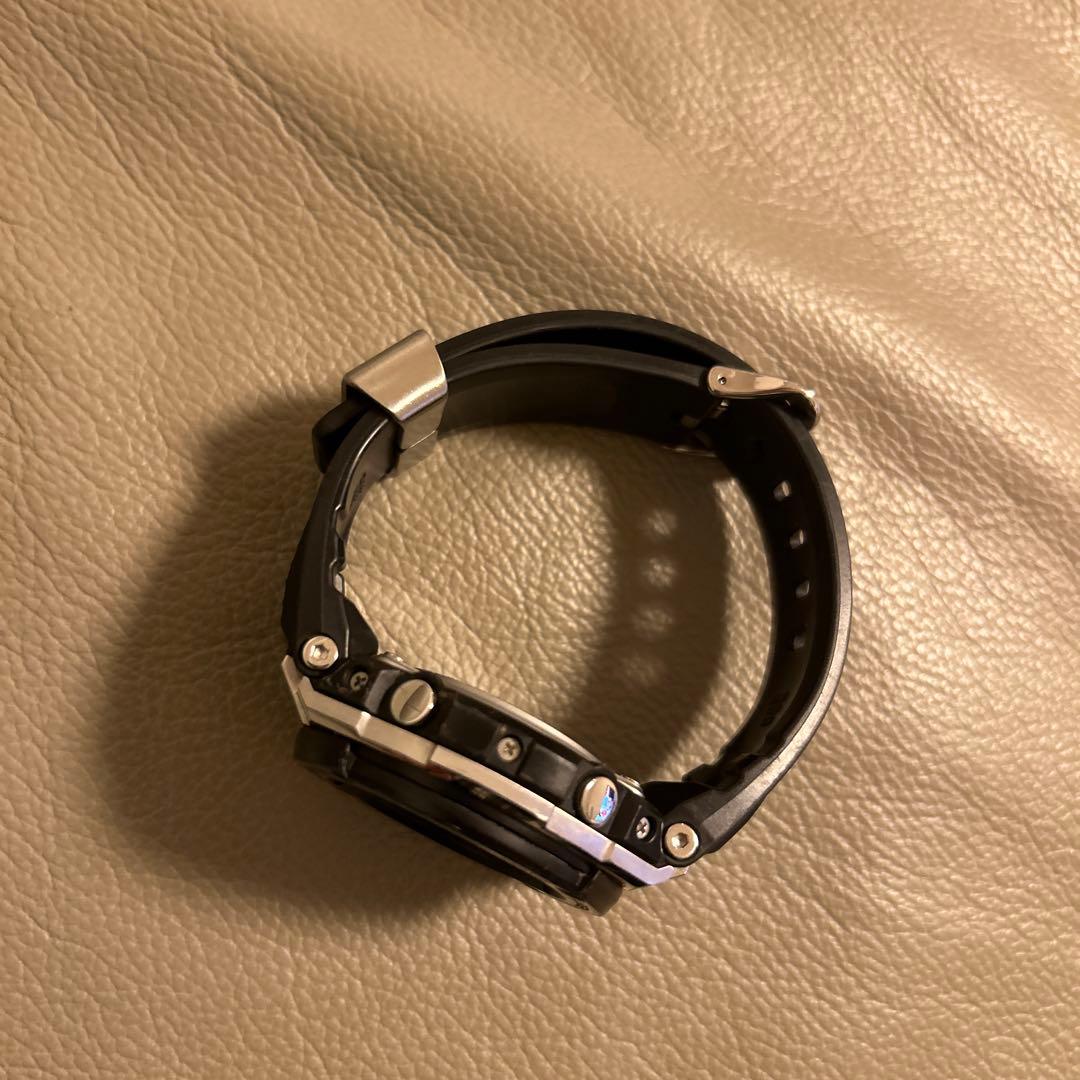 【人気商品】ジーショック GST-W300 電波ソーラー ベルトループ注目