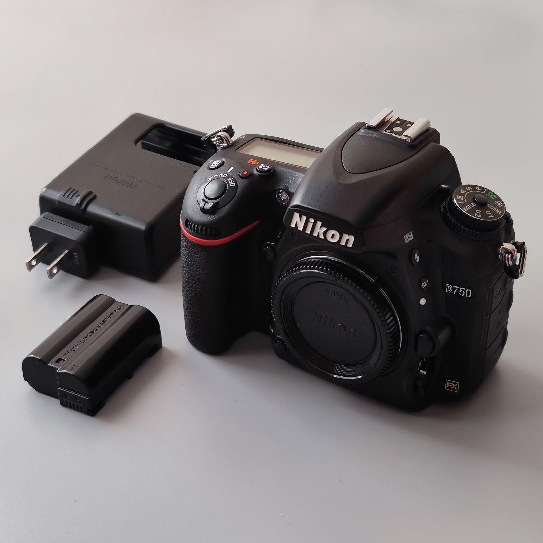 【名機】Nikon D750一眼レフカメラ／ニコンフルサイズ