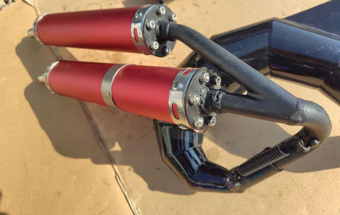 ジョグ　チャンバー　マフラー