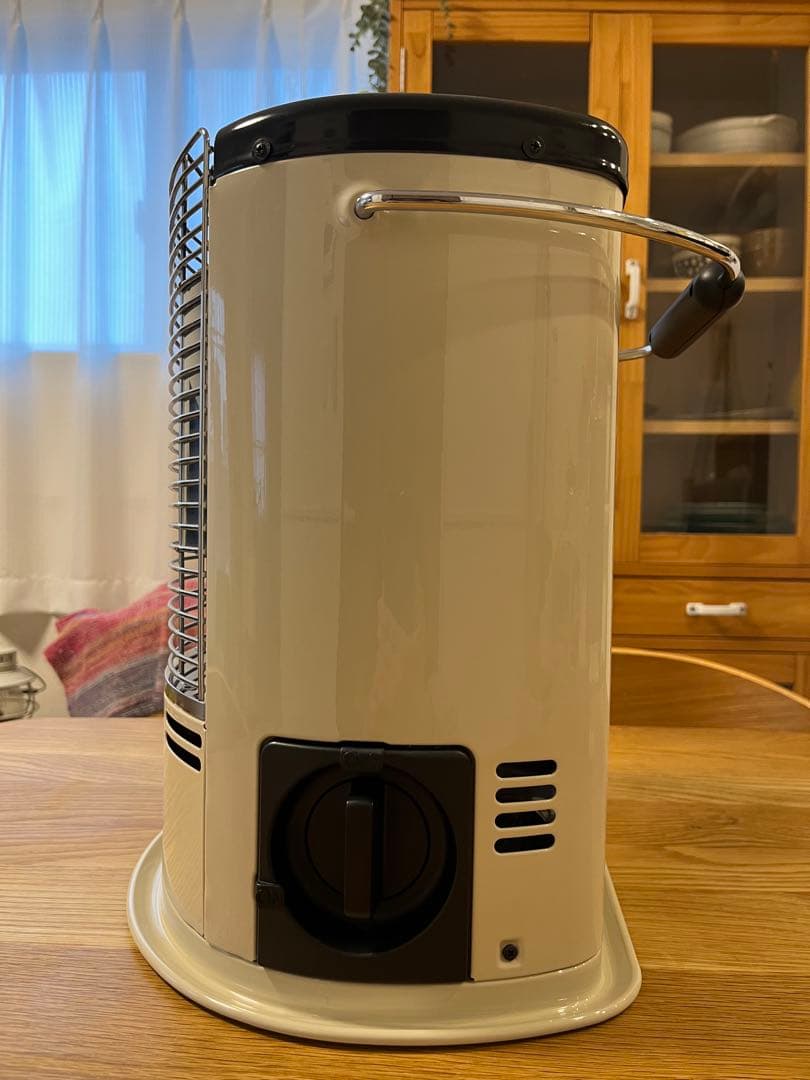 Iwatani カセットガスストーブ CB-STV-DKD2 デカ暖2