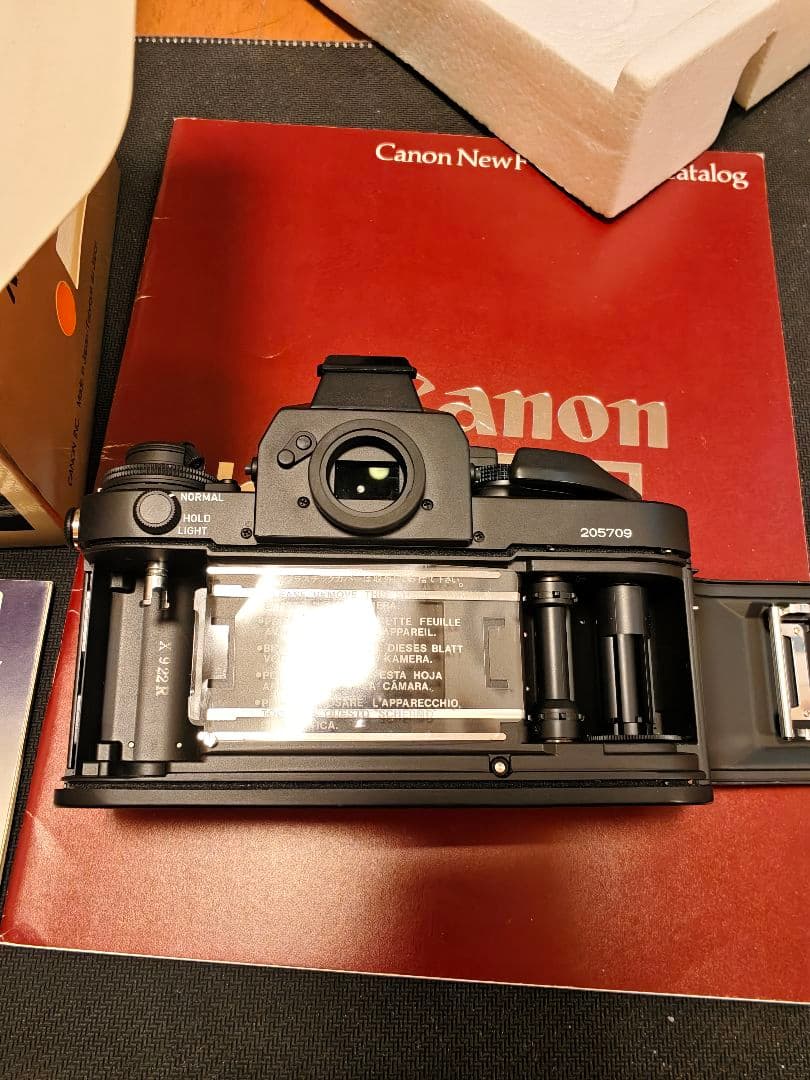 Canon New F-1 フィルム一眼レフカメラ