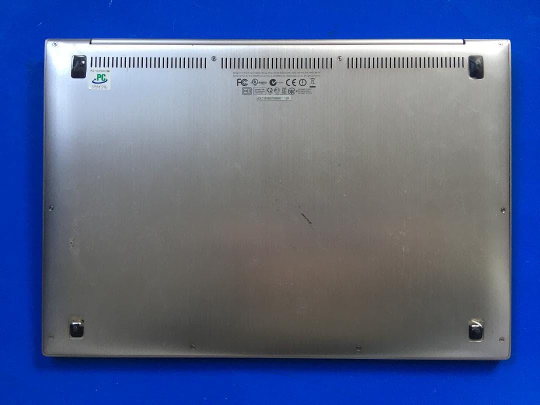 ASUS UX31E 13.3型液晶 /薄型/SSD128G/Office