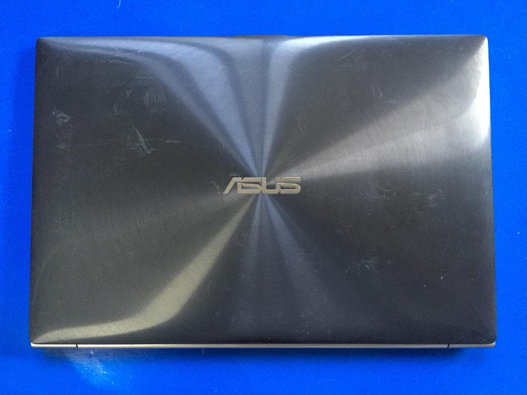 ASUS UX31E 13.3型液晶 /薄型/SSD128G/Office