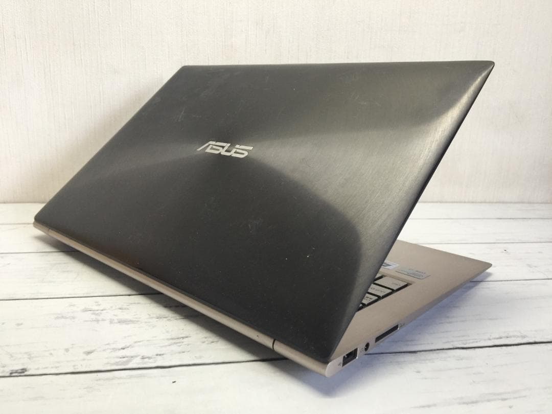 ASUS UX31E 13.3型液晶 /薄型/SSD128G/Office