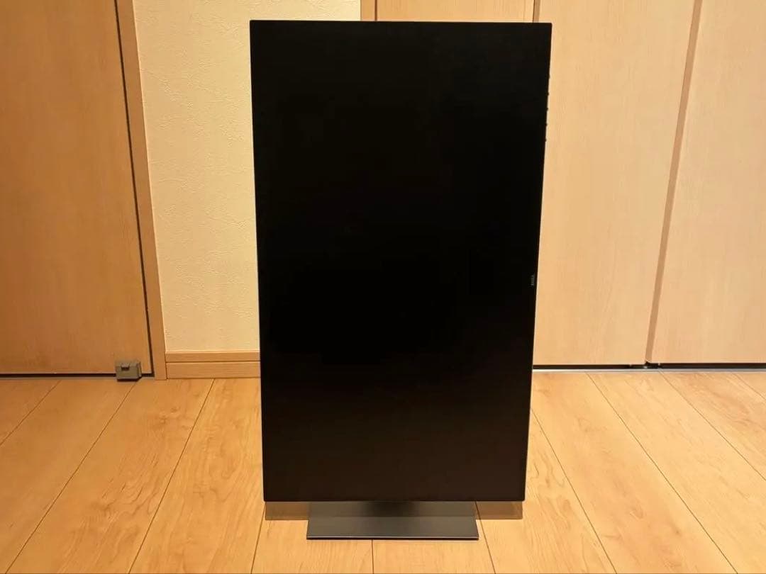 DELL U2719D デジタルハイエンド 27インチ モニター 001