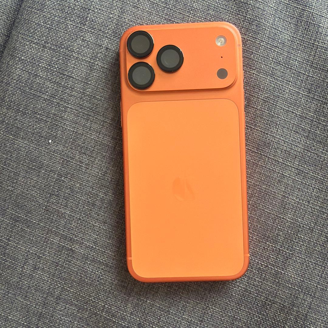 オレンジ スマートフォン本体 USB-C