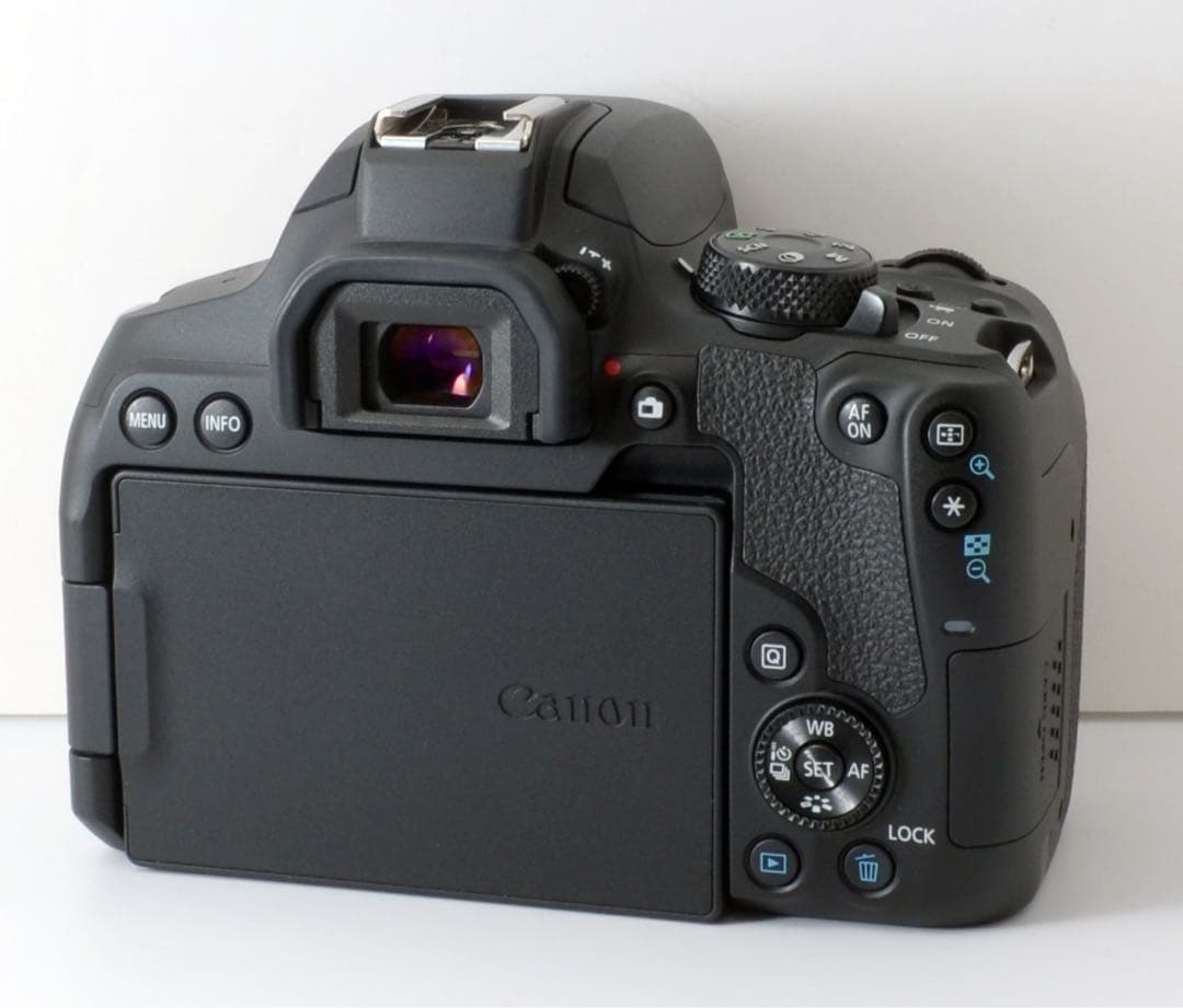 専用！超美品！Canon EOS kiss X10i★高精度AF★レンズなし