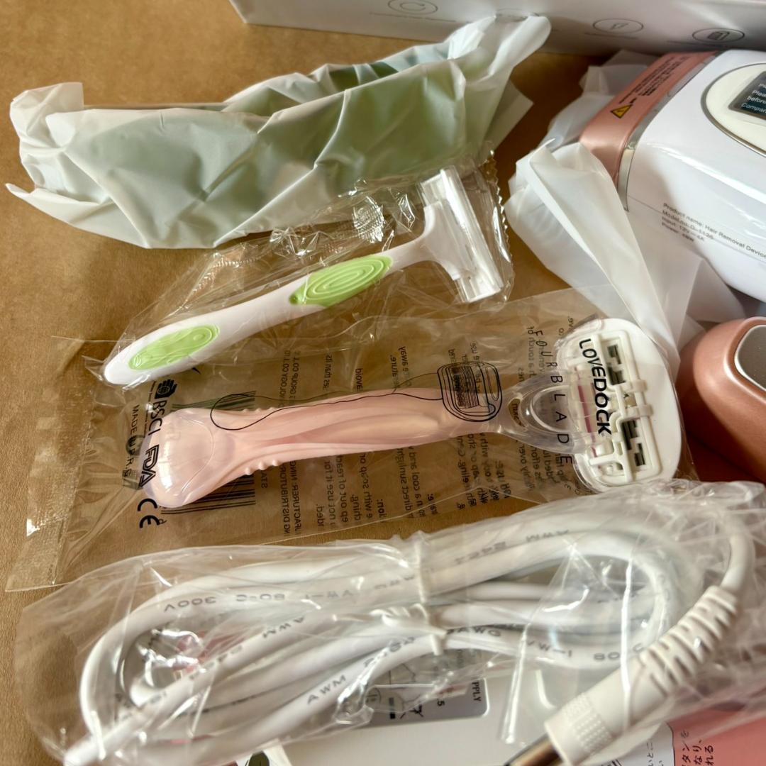 【在庫限りの大特価】サロン仕様 IPL光脱毛器 家庭用脱毛器 仕上りサロン級♪