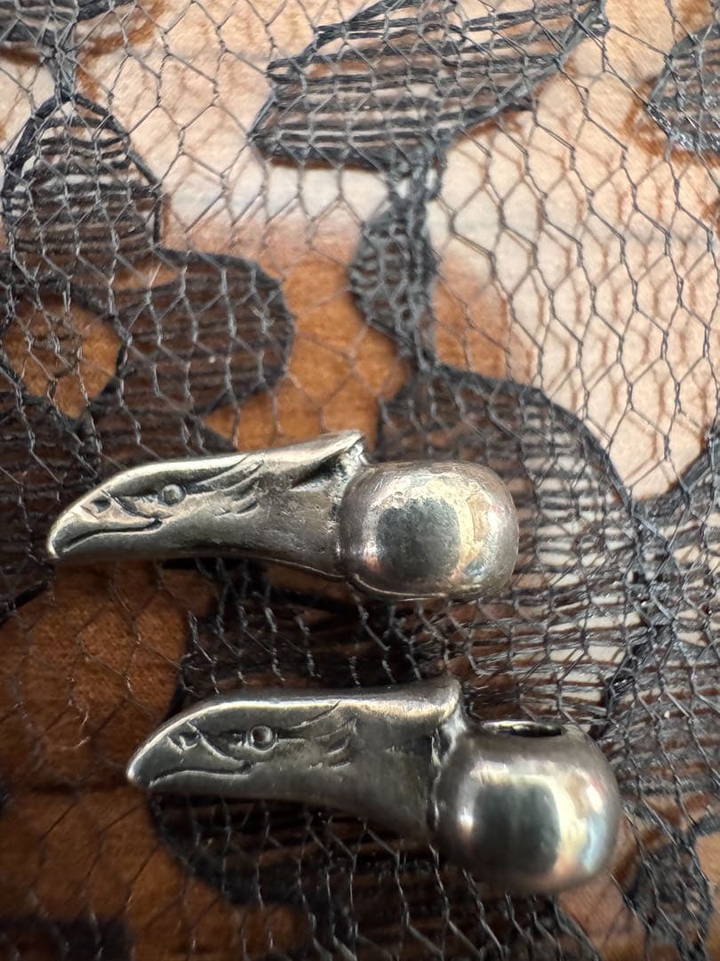 ゴローズ　ハートホイールフェザー 大　L２枚組& シルバーイーグルヘッドビーズ