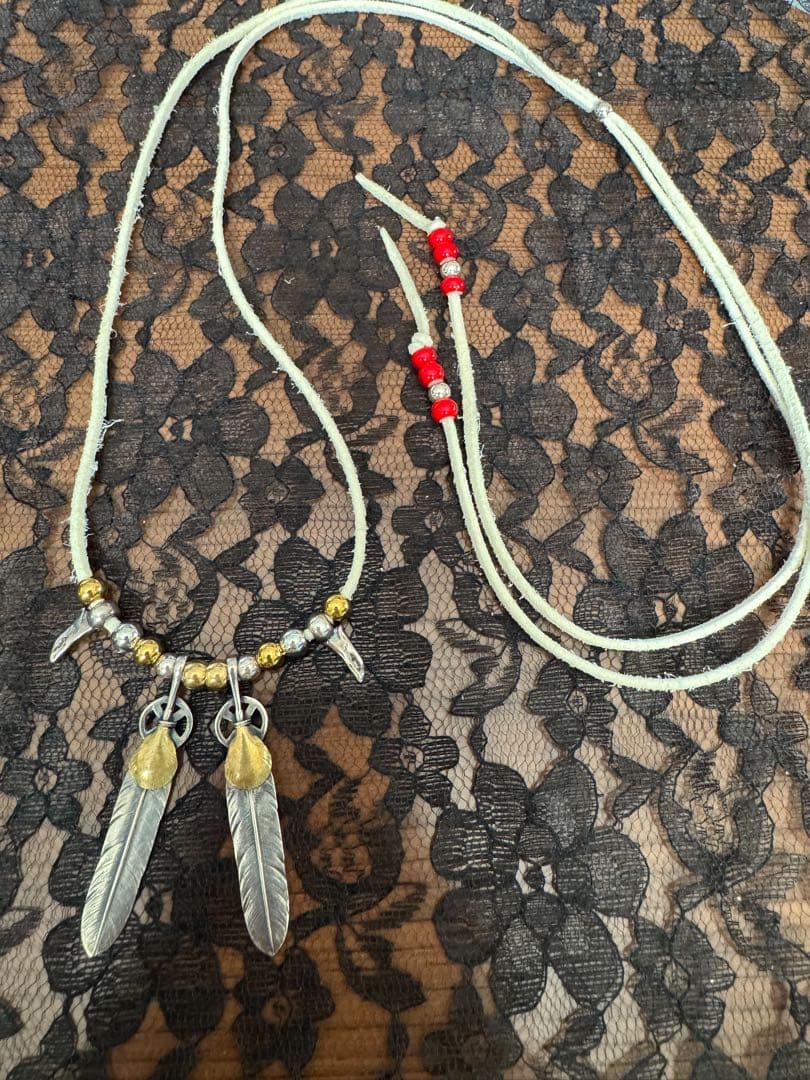 ゴローズ　ハートホイールフェザー 大　L２枚組& シルバーイーグルヘッドビーズ