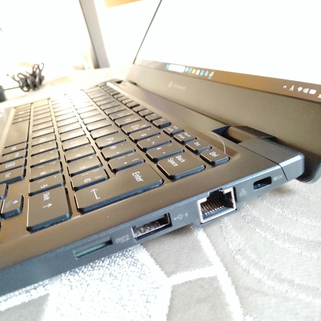 JJB01 １3インチ 11世代 i5 256G FHD ★東芝