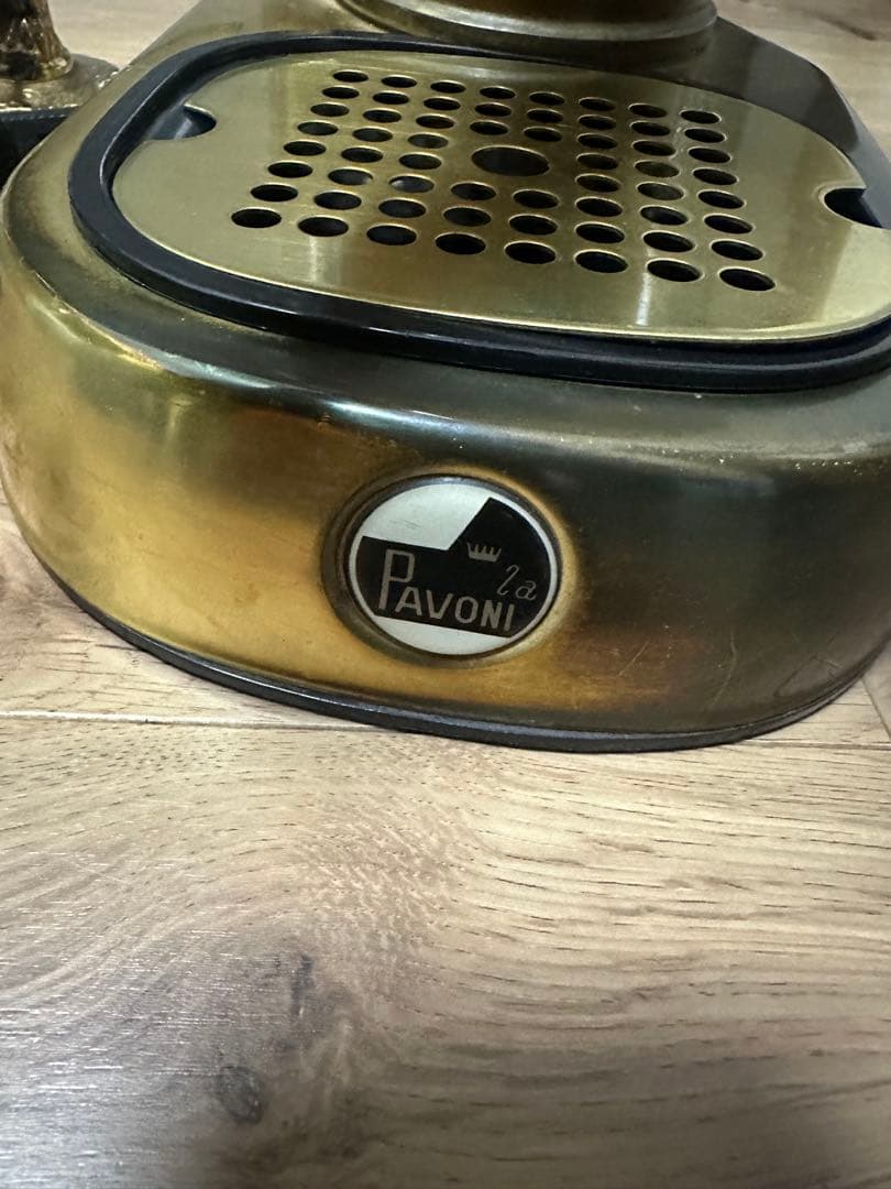 【早い物勝ち！】ラ・パボーニ　プロフェッショナル 希少GOLDの鷹付属