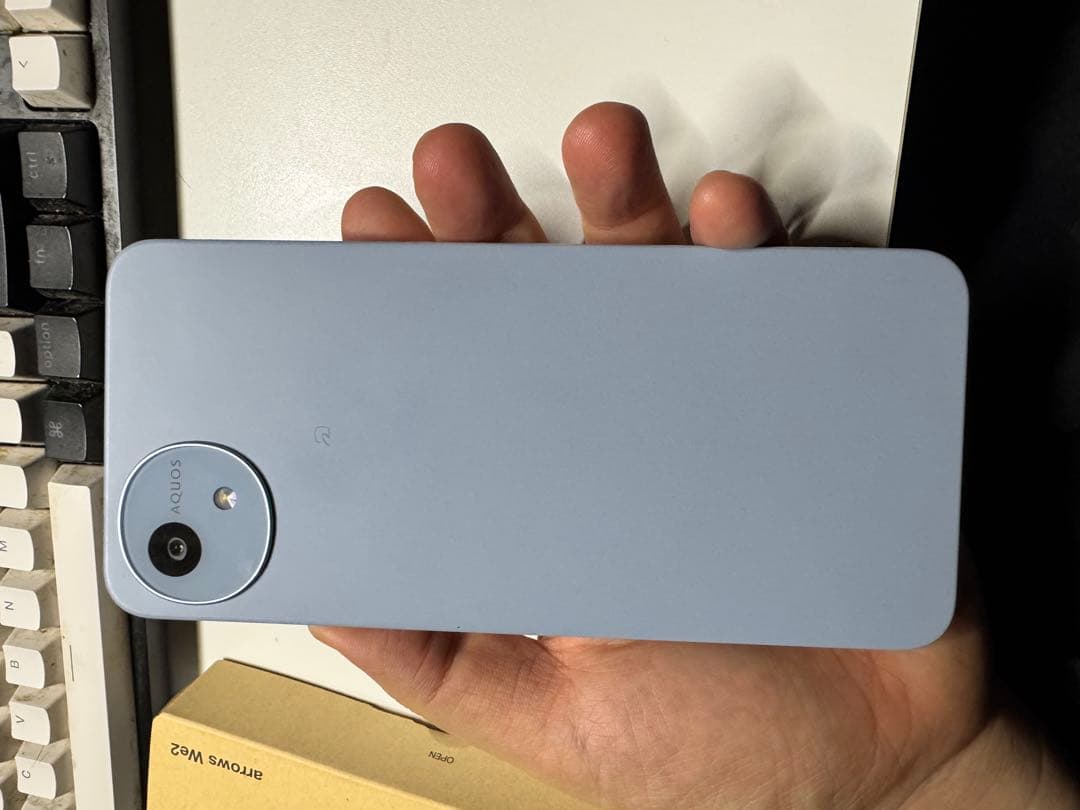 AQUOS wish4 64GB／SIMフリー