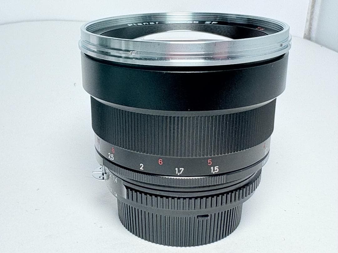 極上品 Carl Zeiss Planar T 85mm F1.4 ZF