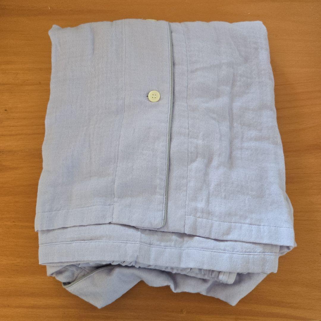 ウチノ　紫色の長袖パジャマ