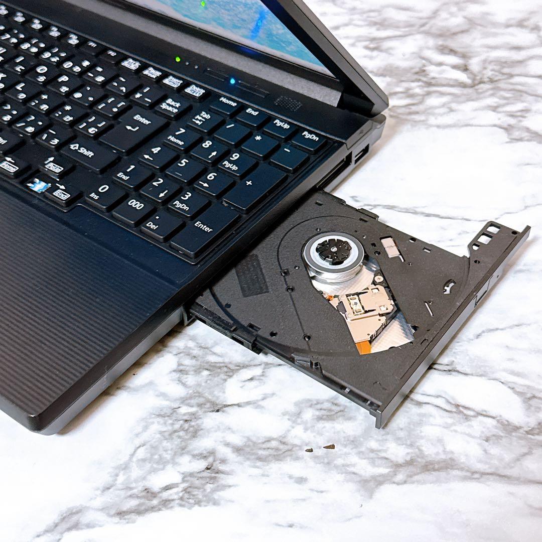 セール中‼高性能i5＆爆速SSD/メモリ8GB✨カメラ付 すぐ使えるパソコンPC