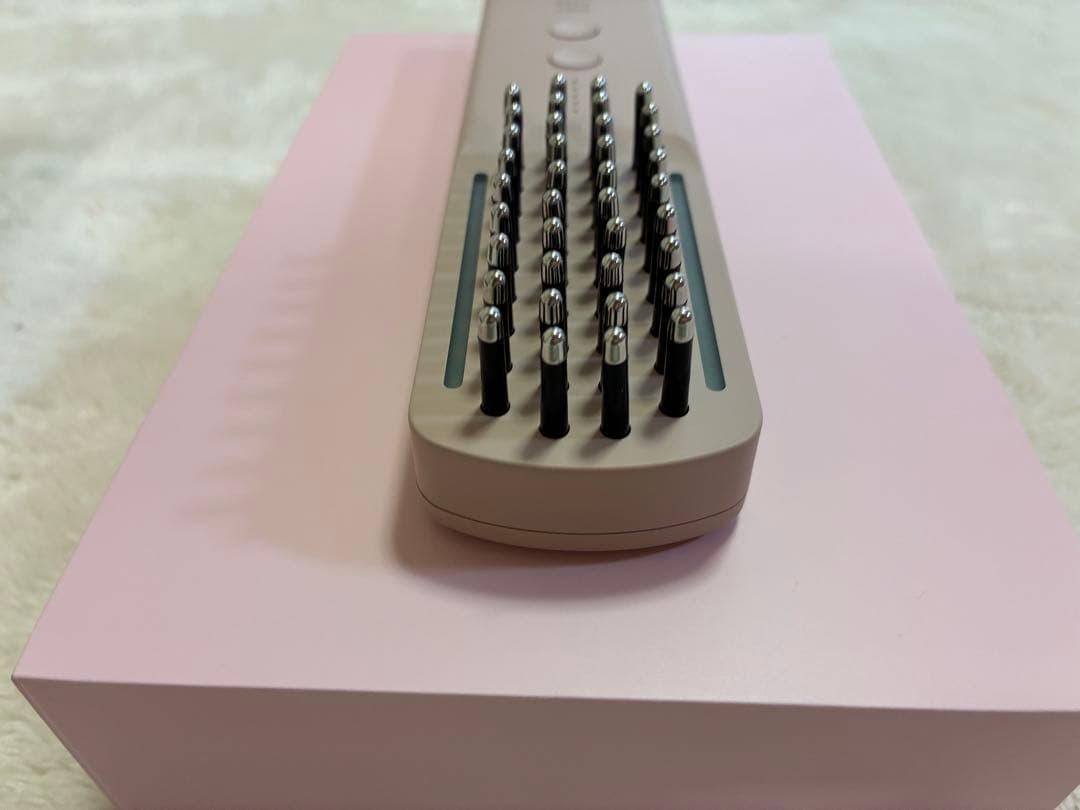 【新品未使用】Brighte ELEKI BRUSH+ 美顔器　ピンク