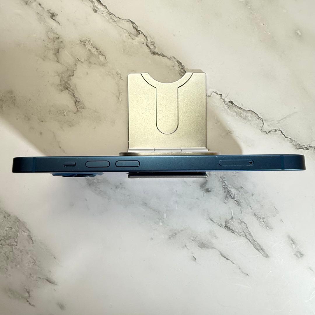 ★極美品　iPhone 13 256GB SIMフリー 新品バッテリー100%