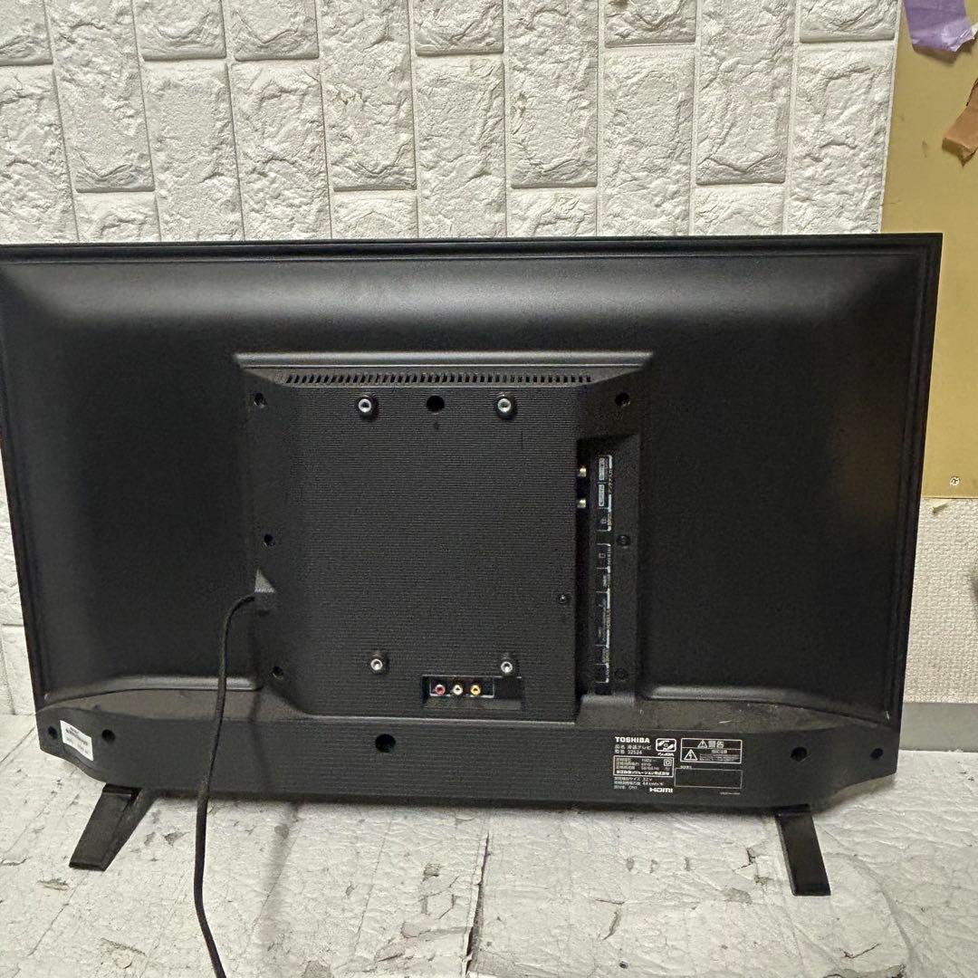 TOSHIBA 32インチ 液晶テレビ 32S24 REGZA 2021年製