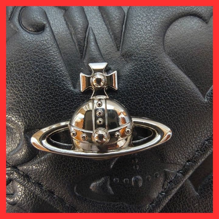 【新品未使用】ヴィヴィアンウエストウッド三つ折り財布　165VW765　ブラック