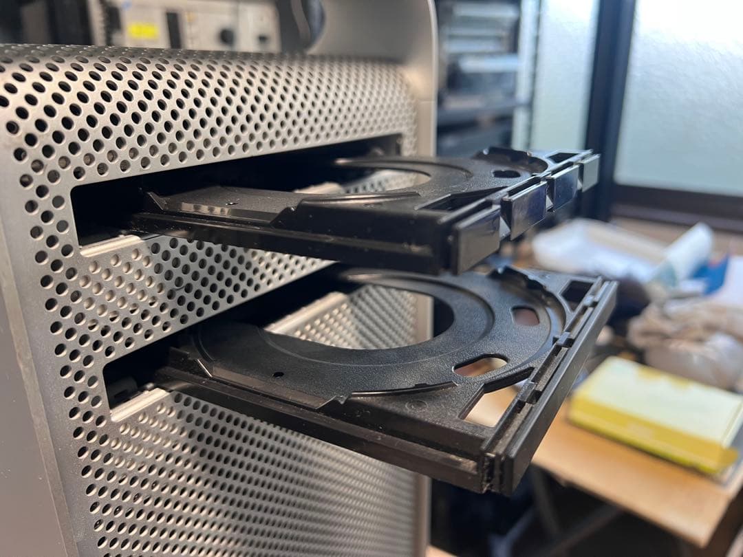 MacPro カスタム メモリ64G GTX680 SSD 1Tx2 USB3