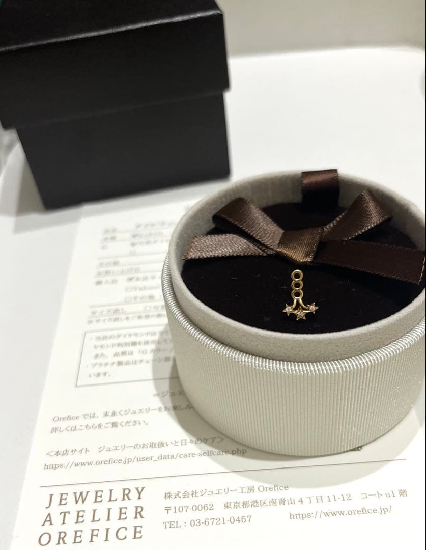 オレフィーチェ　K18 「ティンクル」チャーム (片耳用)ゴールド　星形ピアス