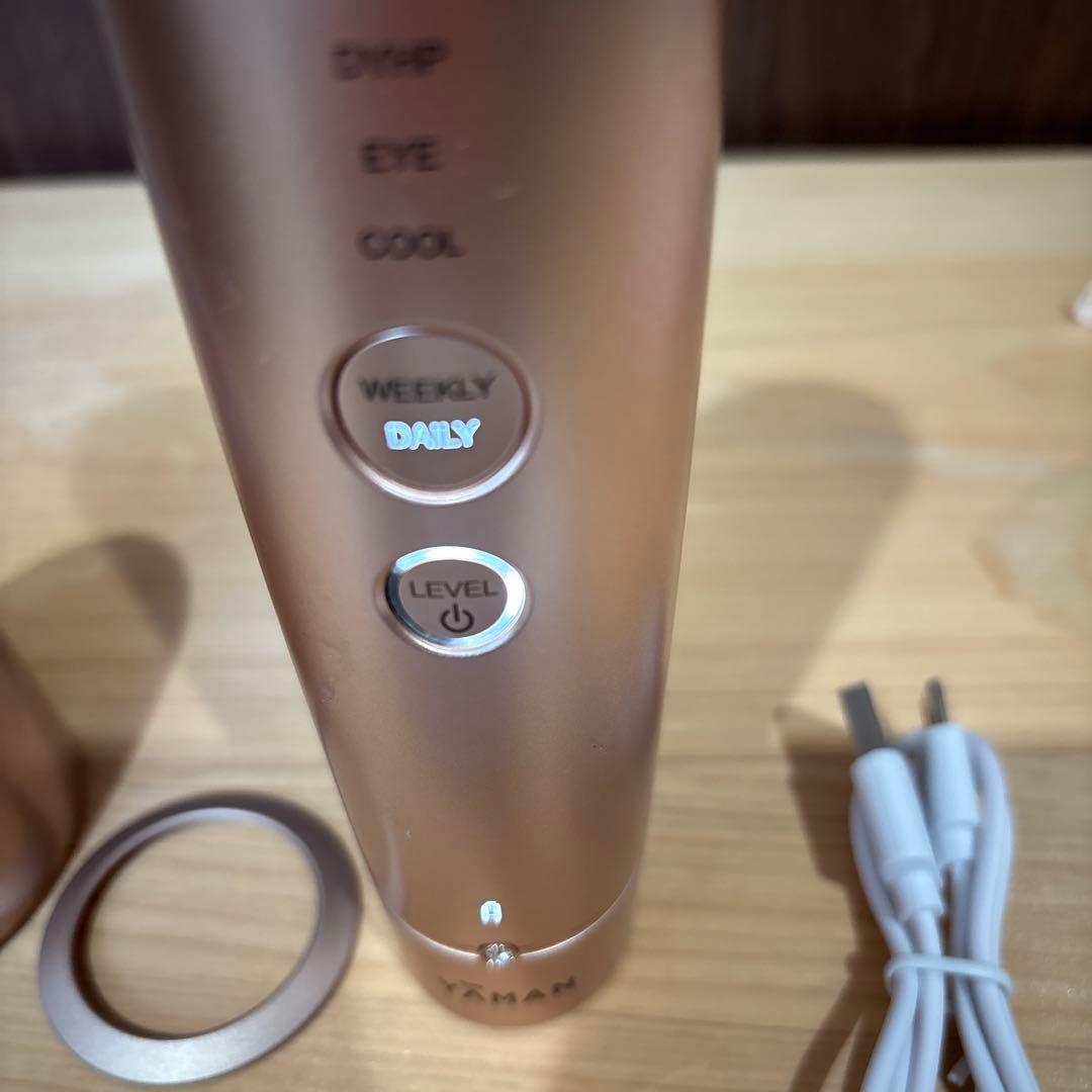 青木　YA-MAN フォトプラス シャイニー 美顔器