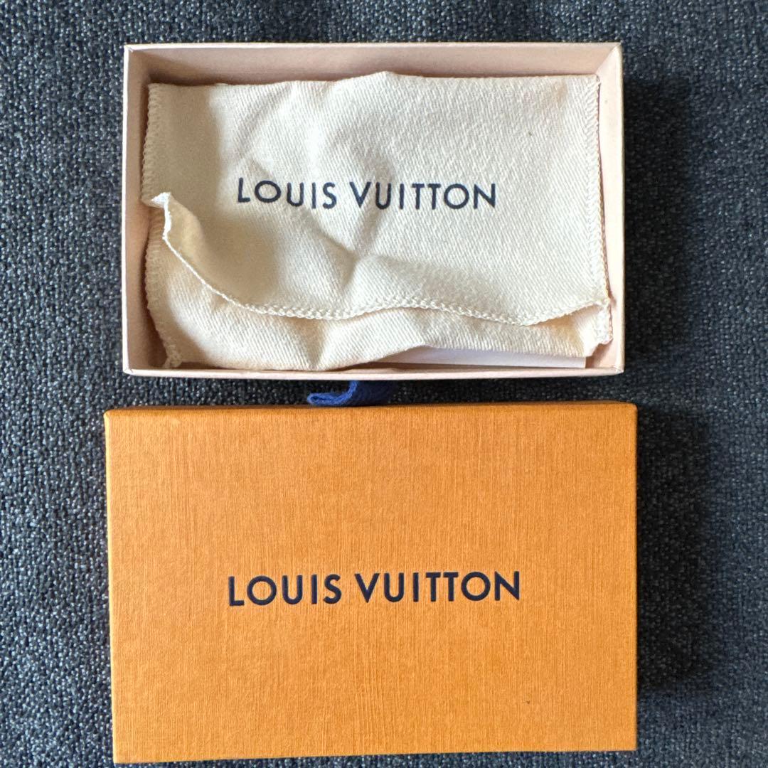 Louis Vuitton ヴィトンレザーブレスレット