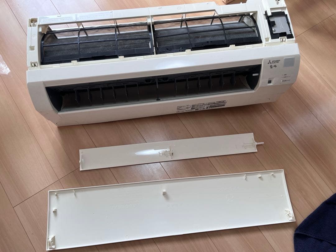 三菱 ルームエアコン MSZ-GE2220-W 6畳用 霧ヶ峰　室外機付き