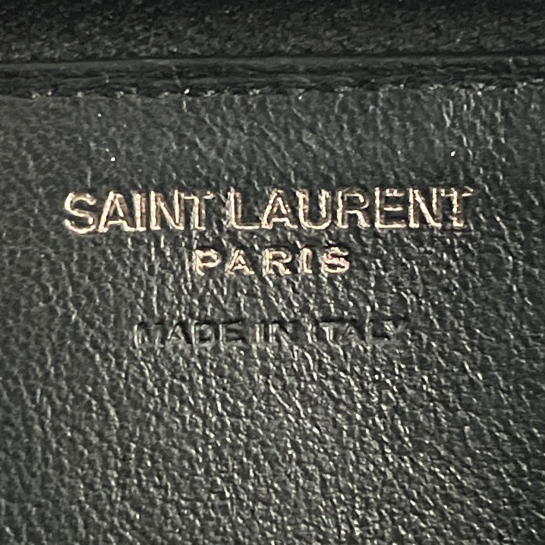 イヴサンローラン　ケース　ラウンドファスナー　YSLロゴ　小銭入れ　レザー