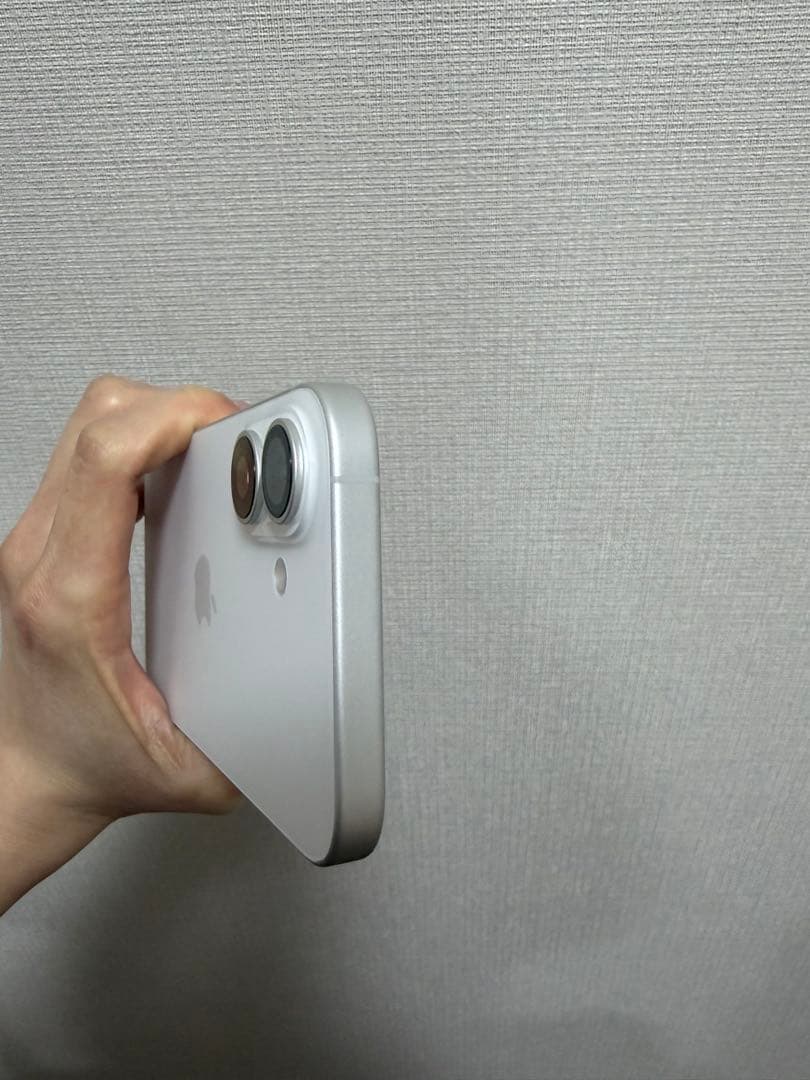 【美品】Apple iPhone16 ホワイト 本体 128GB