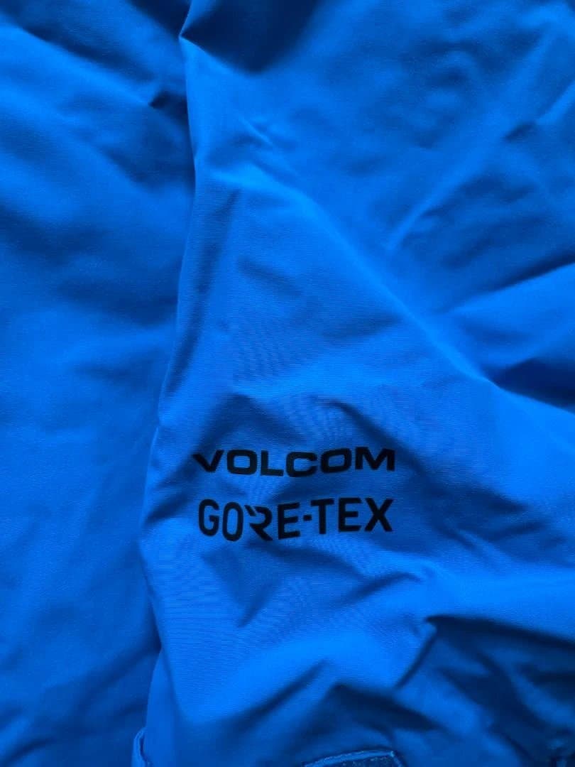 【送料無料】 VOLCOM GORE-TEX スノーボードウェア ジャケット S