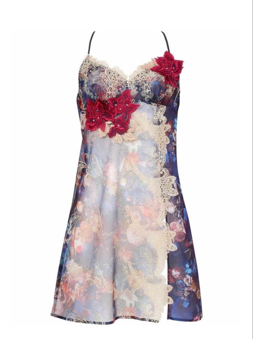 サルート90店舗限定　完売品　KOカラー　スリップ　Mサイズ