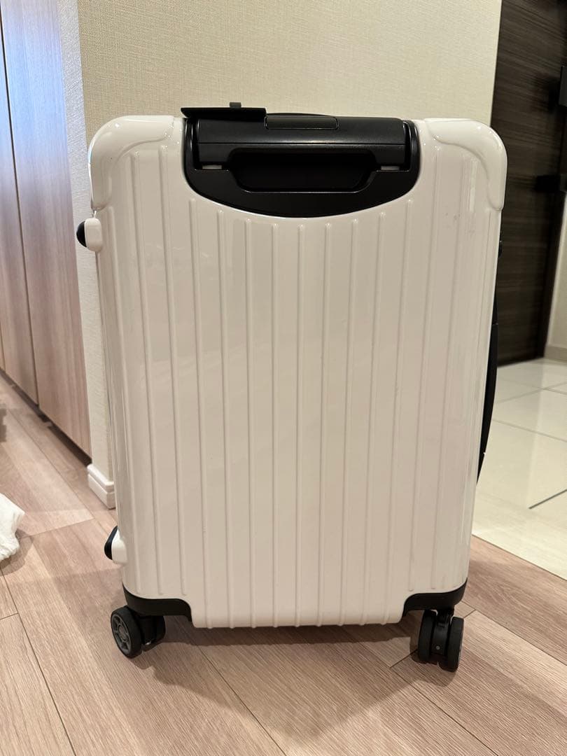 リモワ×ポルシェ　キャリーケース32L