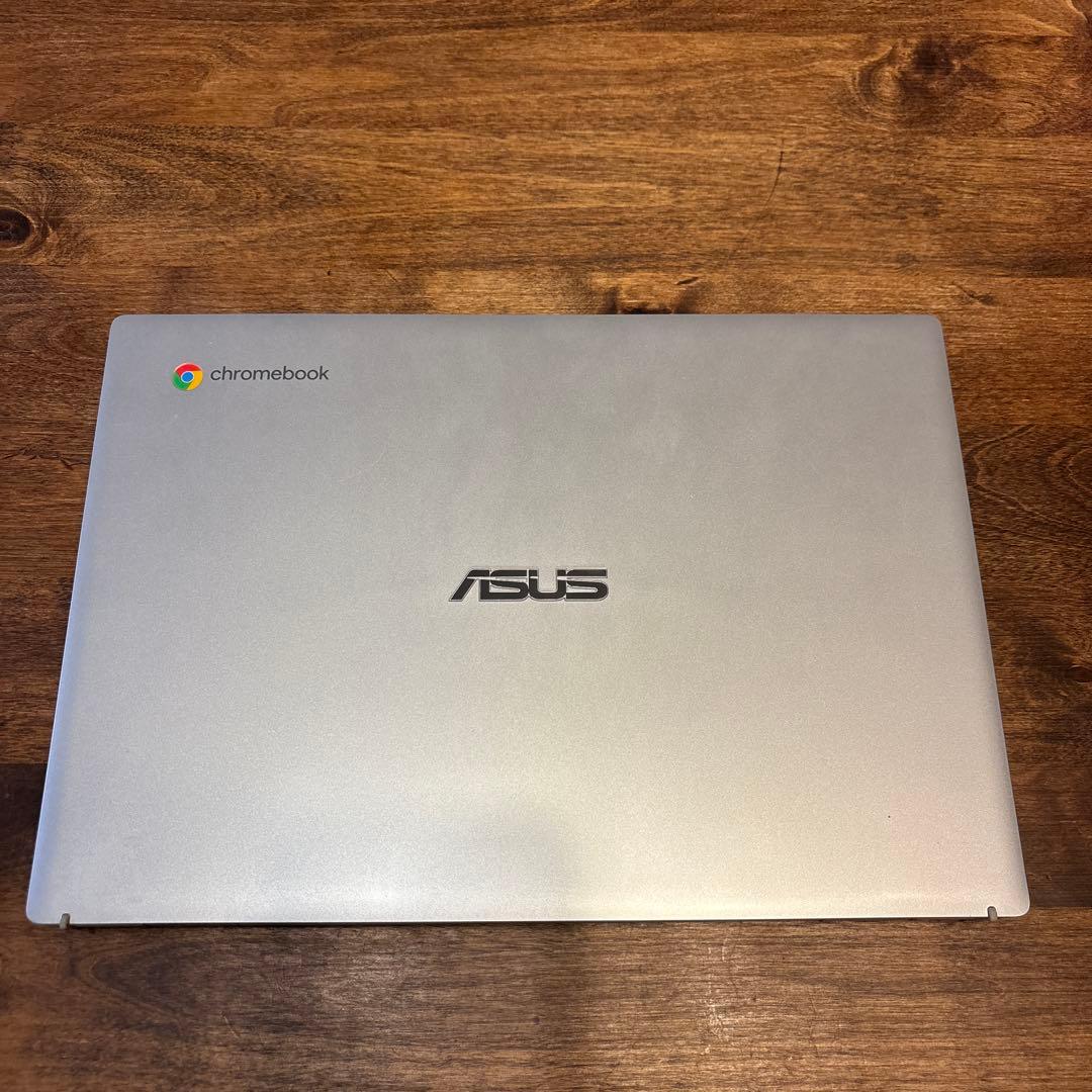 ASUS Chromebook シルバー Intel搭載