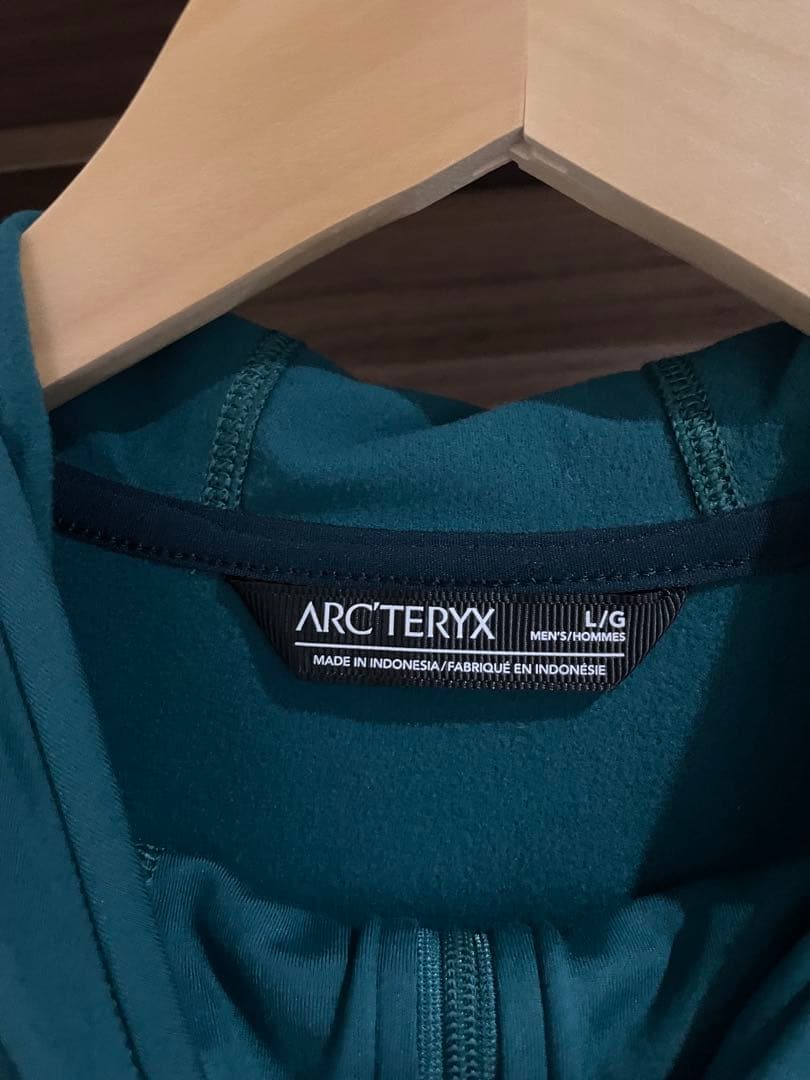 ARC'TERYX グリーン フルジップ パーカー Lサイズ