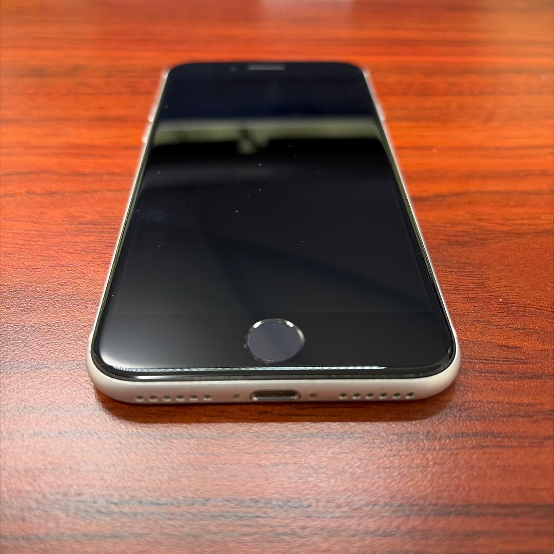 iPhone SE 第2世代 ホワイト
