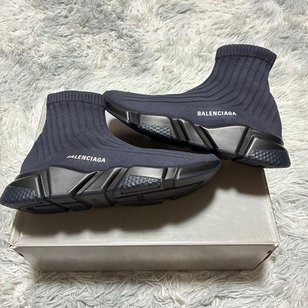【ほぼ未使用】BALENCIAGAスピードトレーナー〈参考価格117,000円〉