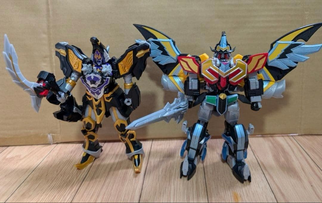 【現状品】SMP 魔神合体 マジキング、魔神合体 ウルカイザー