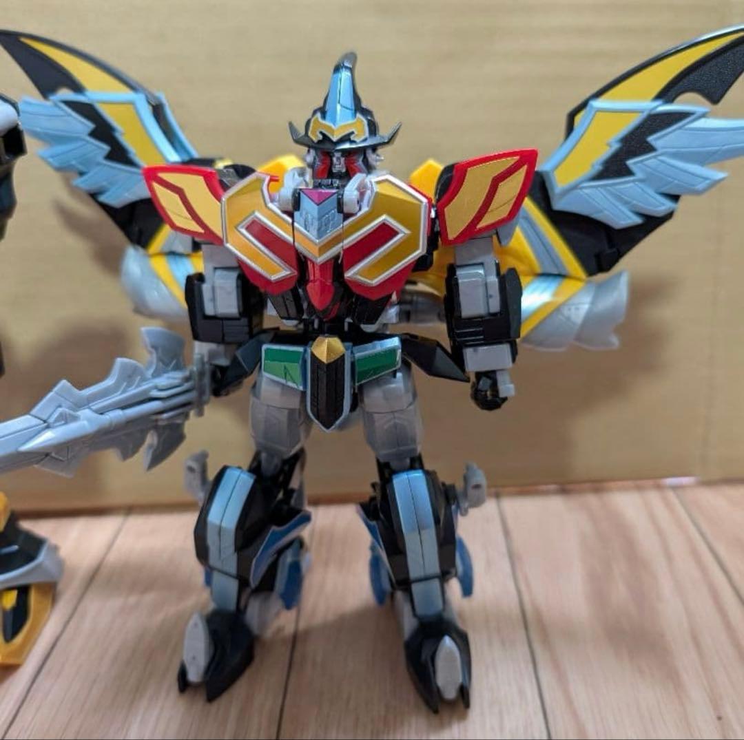 【現状品】SMP 魔神合体 マジキング、魔神合体 ウルカイザー