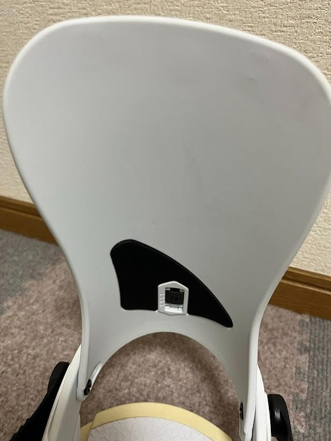 美品 UNION STRATA ユニオン ストラータ23-24モデル Mサイズ