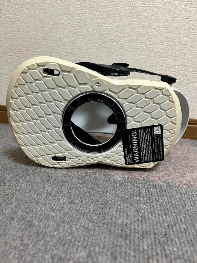 美品 UNION STRATA ユニオン ストラータ23-24モデル Mサイズ