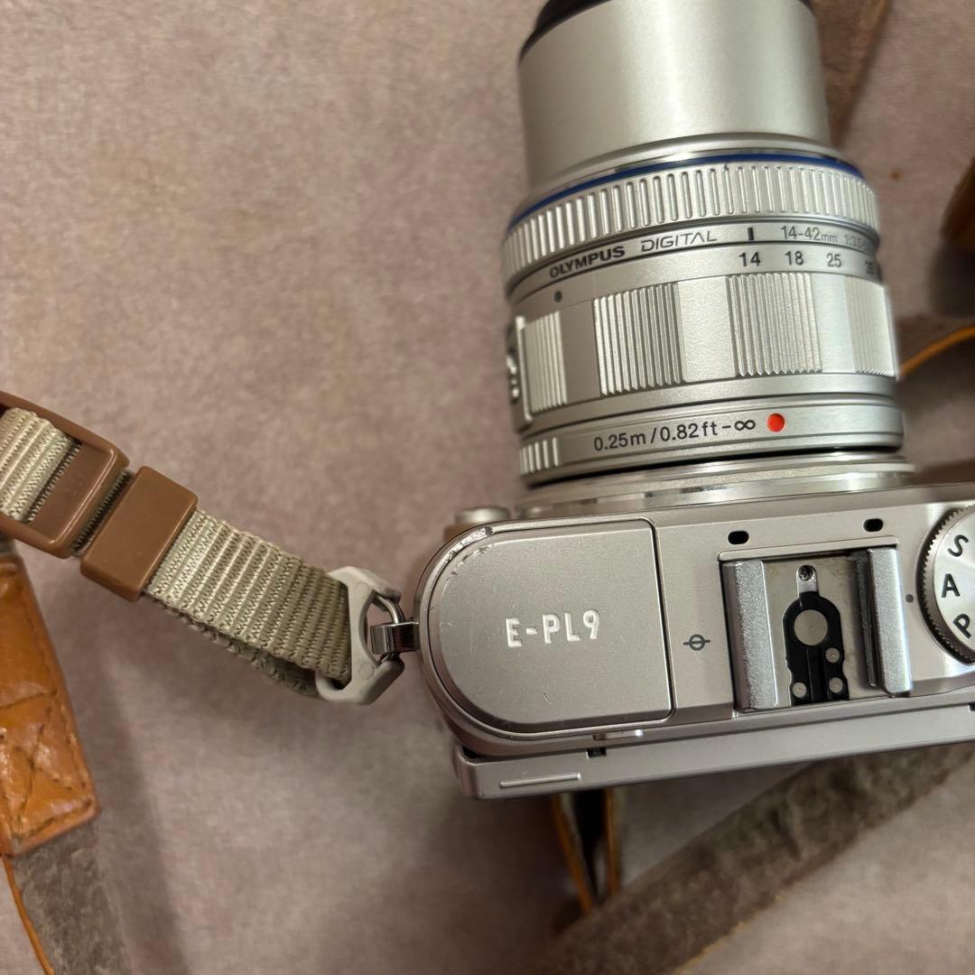 OLYMPUS PEN E-PL9 ミラーレス一眼カメラ