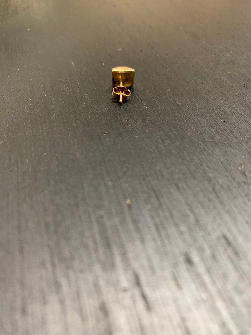 STOP LIGHT ストップライト　k18 ピアス