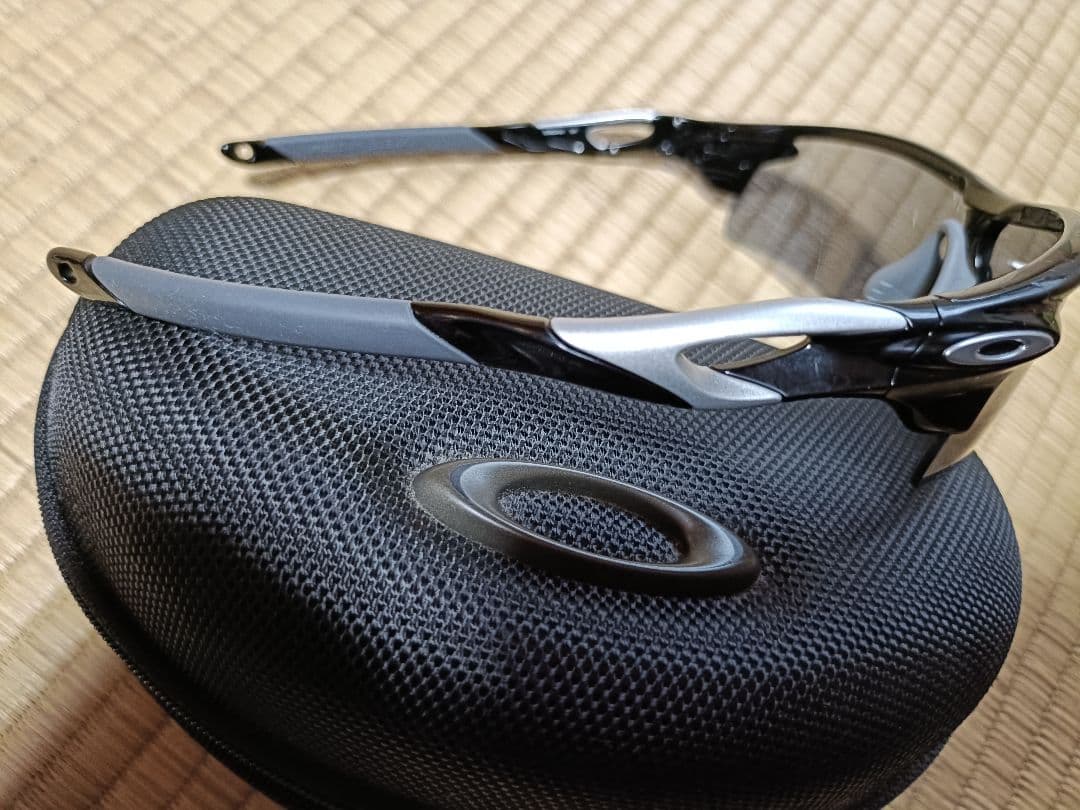 オークリー★サングラス新品イヤーソック ＆クリアレンズ付 レーダーロックパス