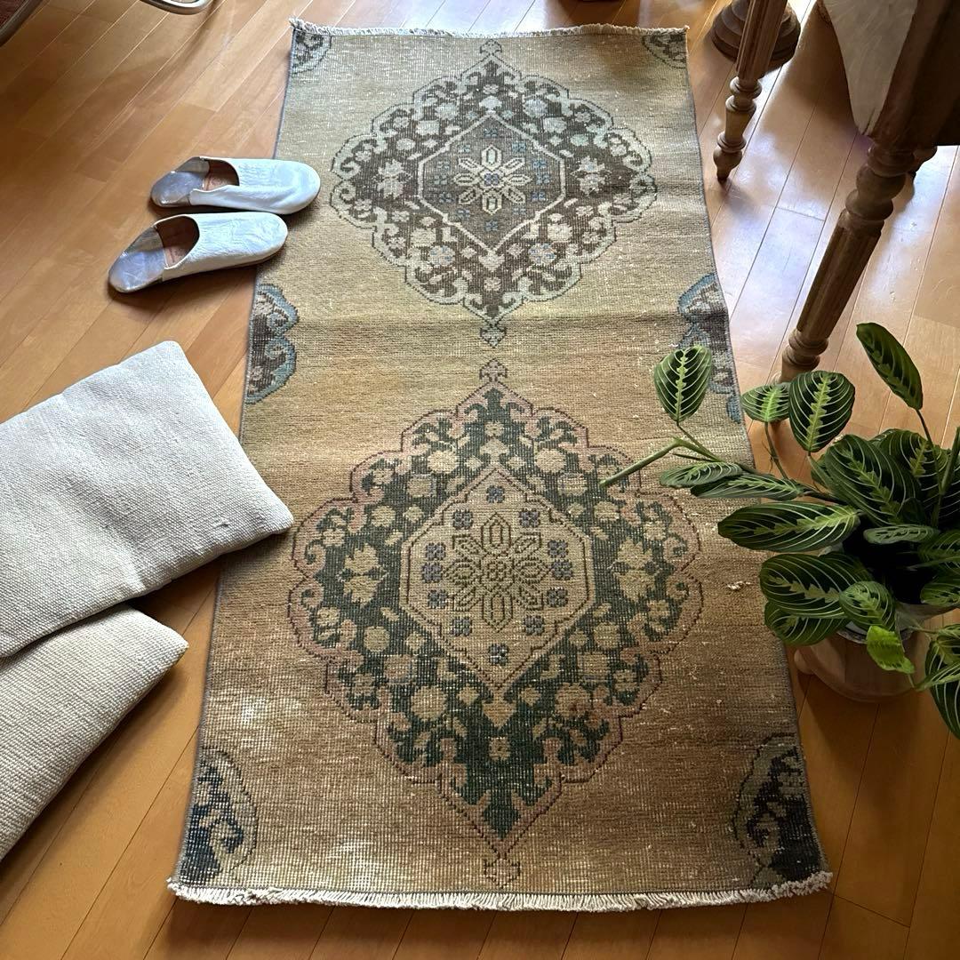 専用ページ　67×139 カーキベージュ　色褪せカラー　トルコヴィンテージラグ